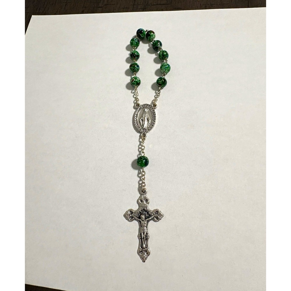 Green Beaded One Decade Rosary w/ Center Medallion, Crucifix, Glass Metal Italy